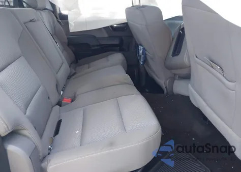 2018 Chevrolet Silverado C1500 Custom z USA, uszkodzony, nr VIN 3GCPCPEH2JG170306